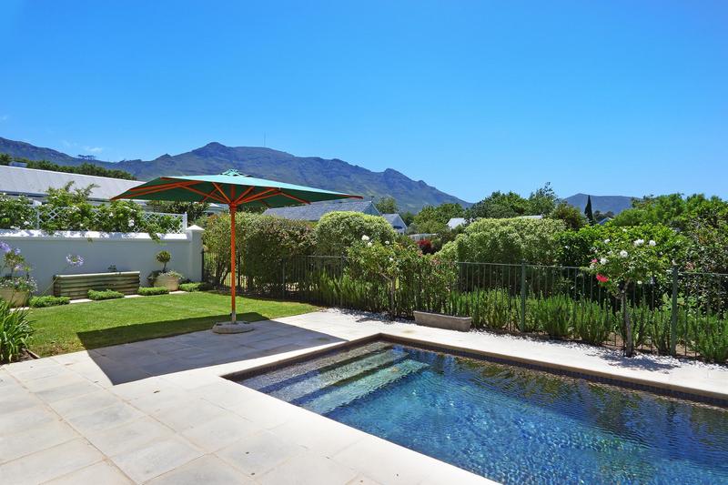 4 Bedroom Property for Sale in Steenberg Estate Western Cape